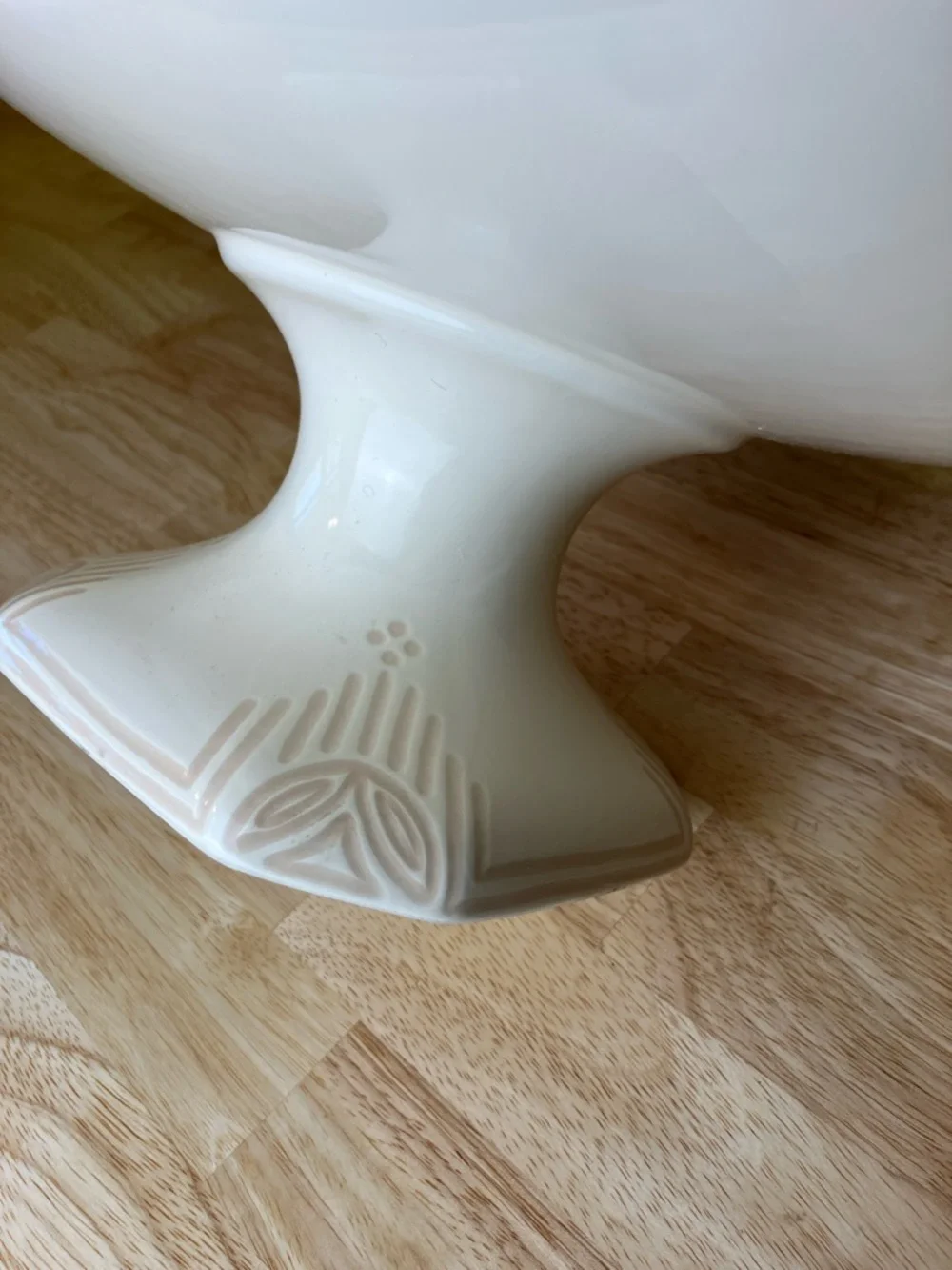 Villeroy & Boch Pedestal Bowl Fresh Herbs Ceramic Footed Platter